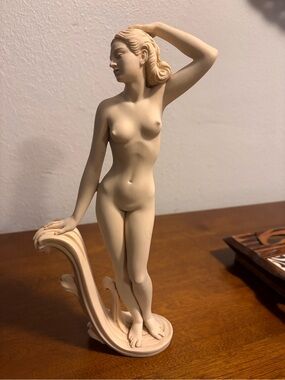 Goddess Aphrodite Nude Female Cast Marble Statue
